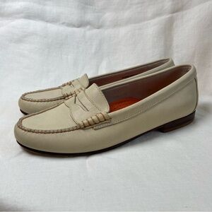 Weejuns Leather Loafers